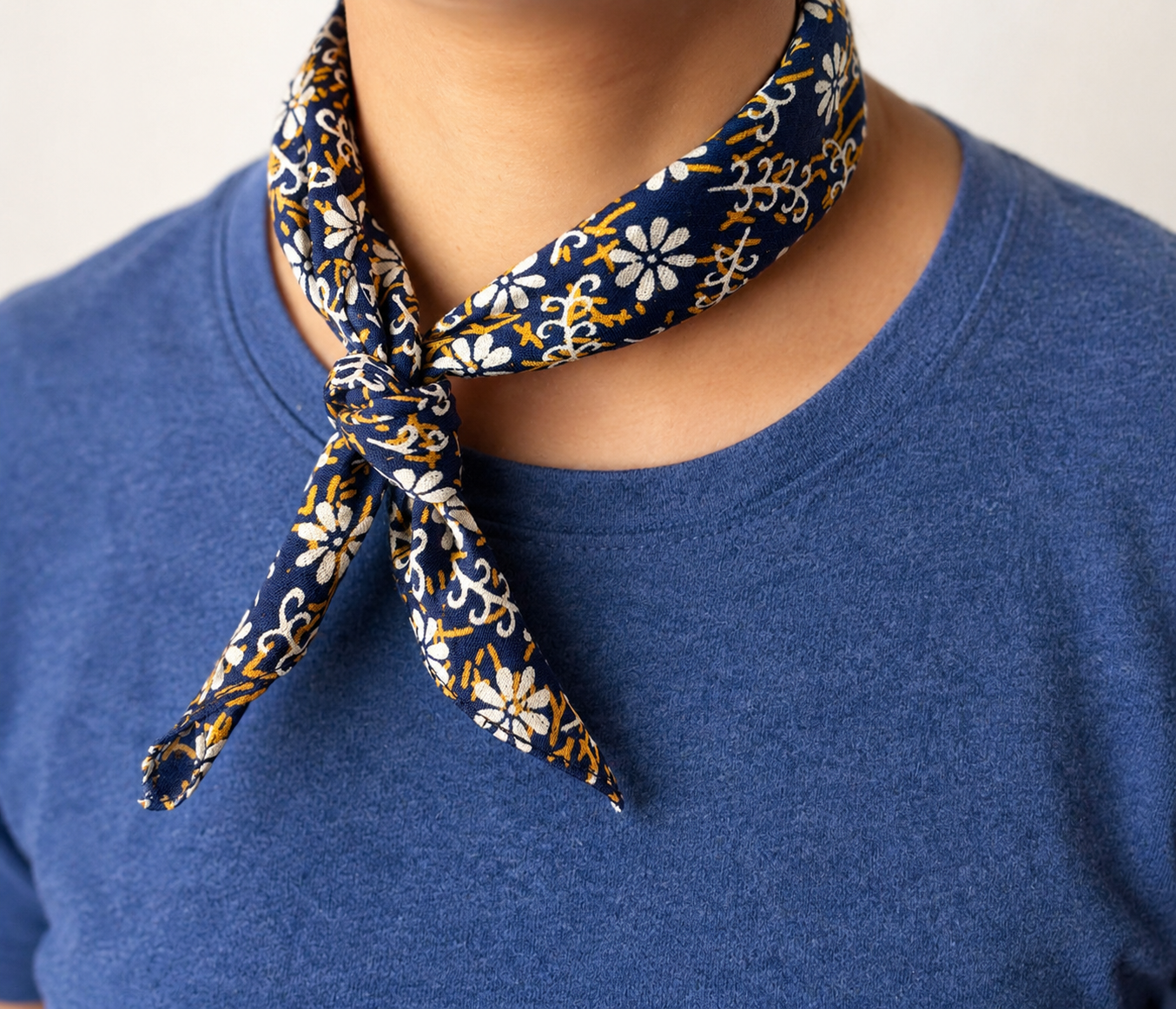 Signature Neck Scarf - Moodlit Vine